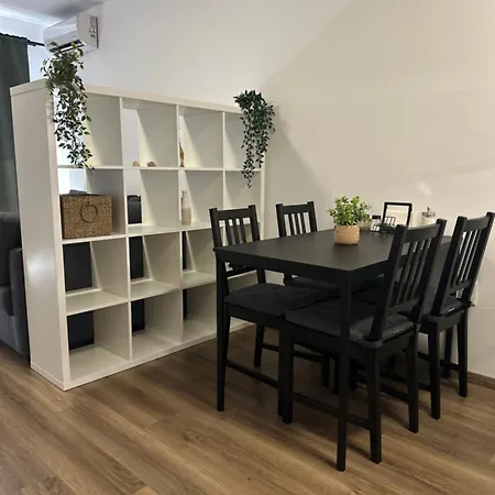 Relaxing In Shartrez *