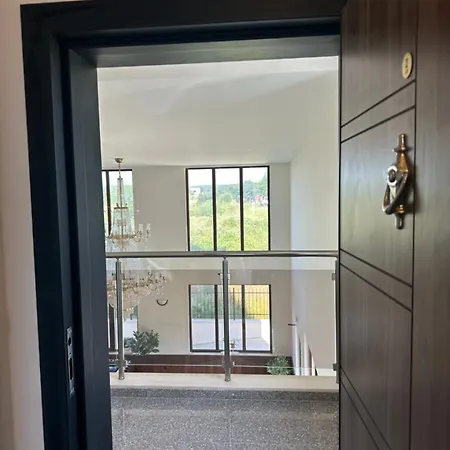 Relaxing In Shartrez شقة *