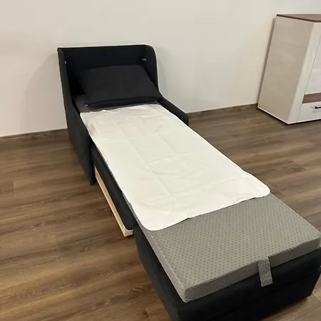 Relaxing In Shartrez شكوربيلوفتسي