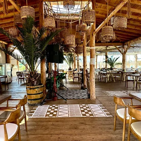 شقة Relaxing In Shartrez *