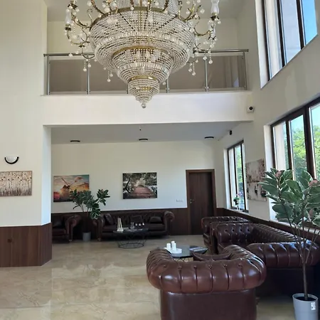 شقة Relaxing In Shartrez *