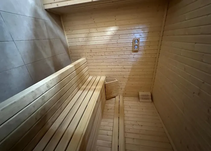 Relaxing In Shartrez 아파트 슈코르필로브치