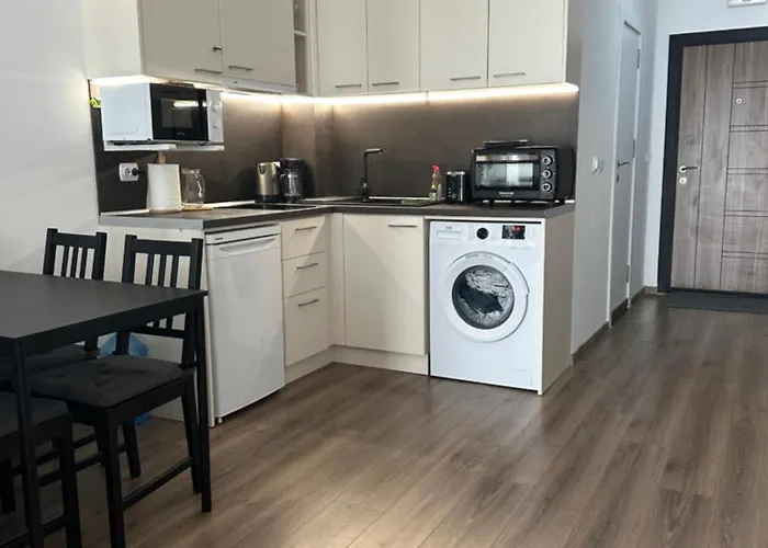 Relaxing In Shartrez * 슈코르필로브치