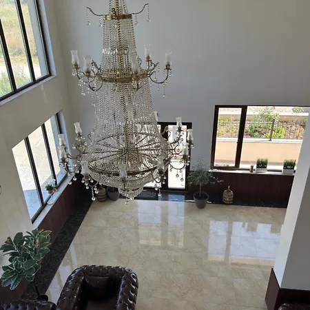 Daire Relaxing In Shartrez Shkorpilovtsi