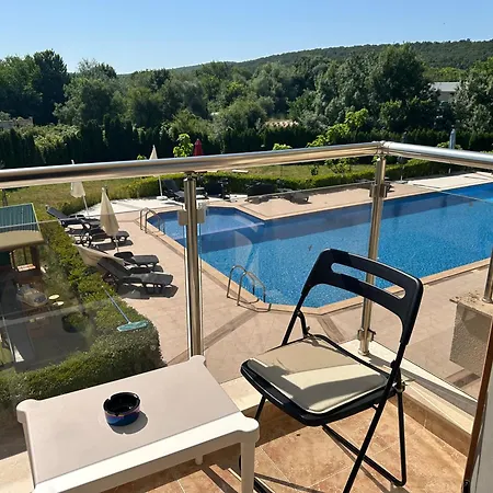 Διαμέρισμα Relaxing In Shartrez Shkorpilovtsi