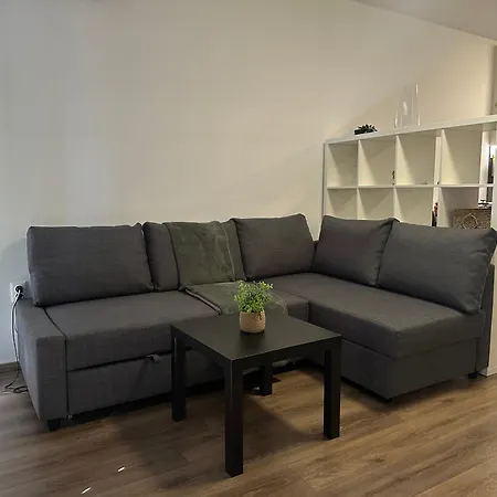 Relaxing In Shartrez Daire