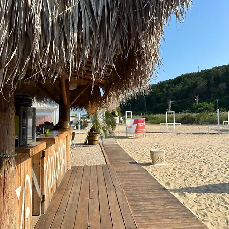 公寓 Relaxing In Shartrez