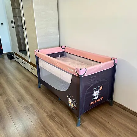 Relaxing In Shartrez *