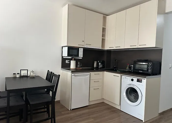 Relaxing In Shartrez Апартаменты Шкорпиловци